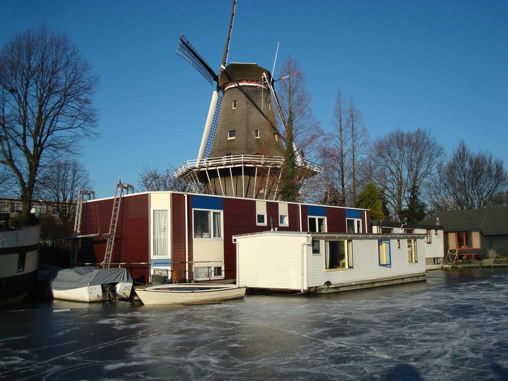 阿姆斯特丹 Houseboat Under The Mill酒店 外观 照片